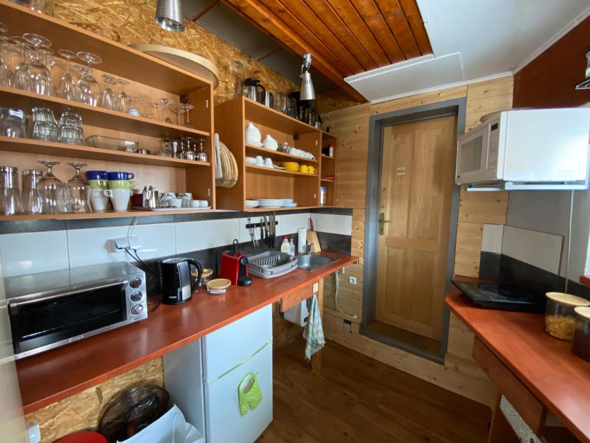 Apartamento U Vrabčáka Zlonin Exterior foto